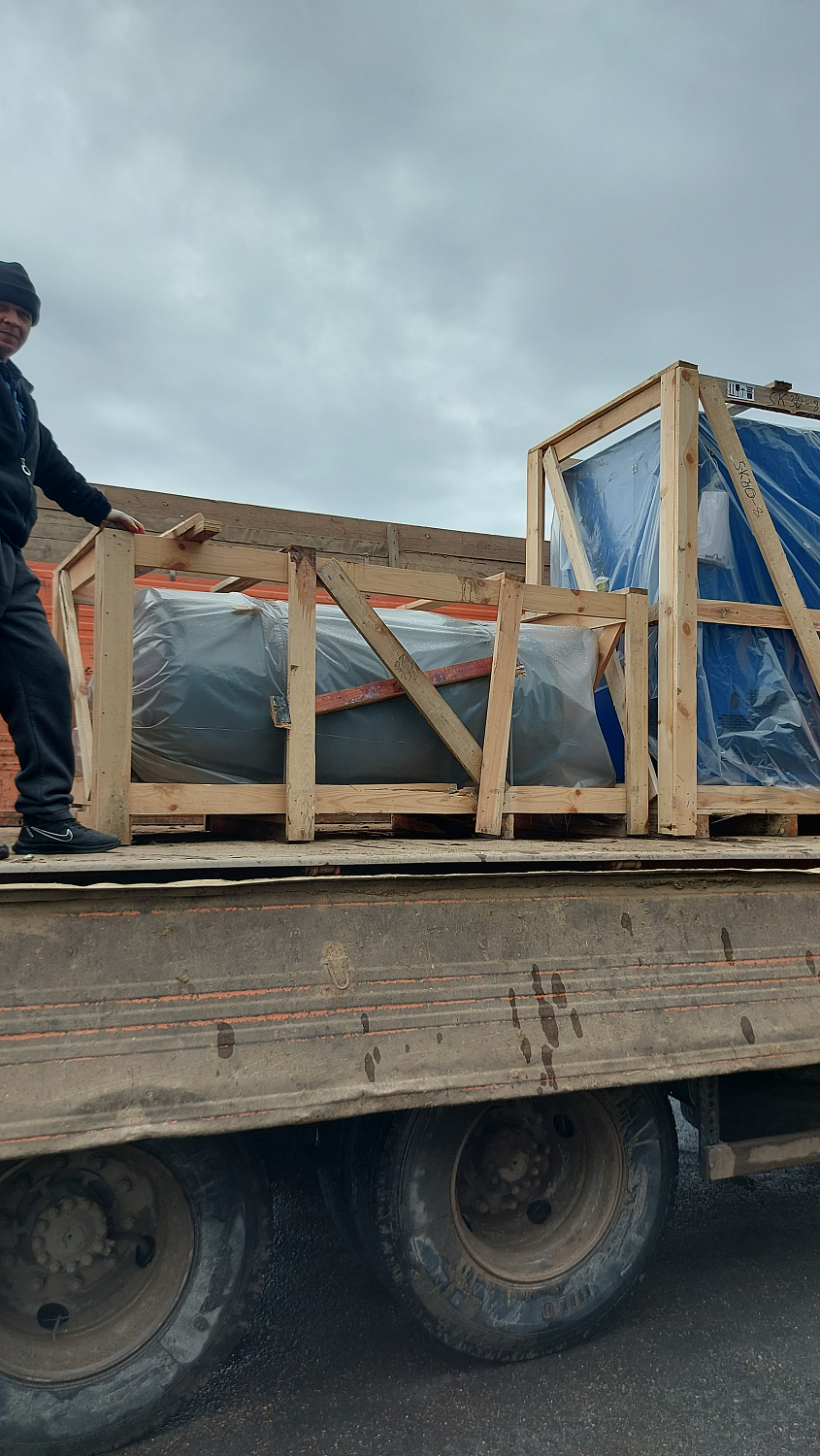 Отгрузка винтового компрессора Zammer SK30-8, рефрижераторного осушителя Remeza RFD300 и ресивера Remeza РВ 900.10.00 в г. Краснодар от 23.03.2026